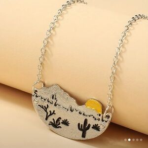 Three-dimensional Semicircle Desert Pendant Necklace